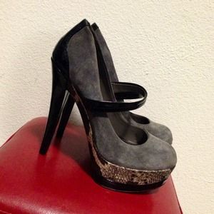 Jessica Simpson black/grey maryjane platform