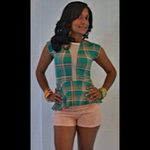 Top - Picture 2 of 3