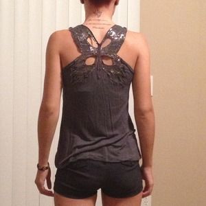 🎀Traded with @ericailana 🎀Kirra tank top