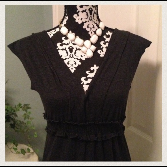 🌹Adorable and comfortable dark gray dress!! - Picture 3 of 4