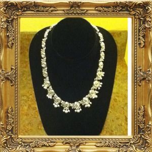 Charm like necklace and earring set