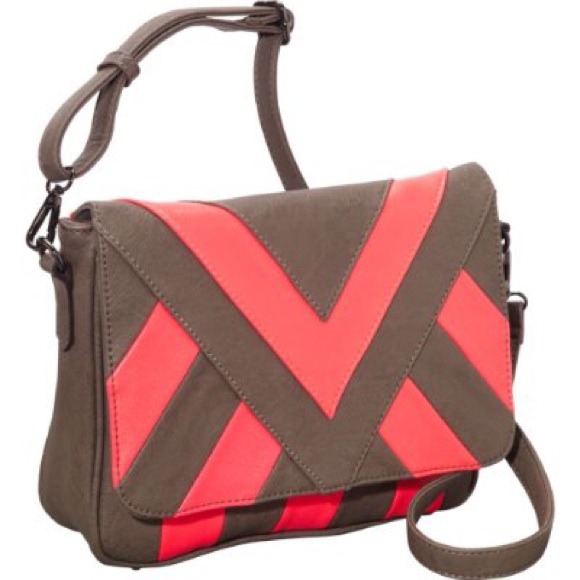 Melie Bianco Handbags - Melie Bianco Nita Crossbody Bag Melie Bianco Handbags - Melie Bianco Nita Crossbody Bag