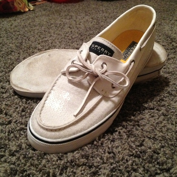 BRAND NEW. NEVER WORN Sperry boat shoes