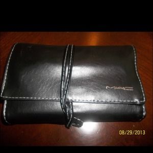 Reserved Professional Brush Set