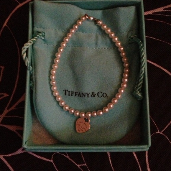 Tiffany Pearl Bracelet