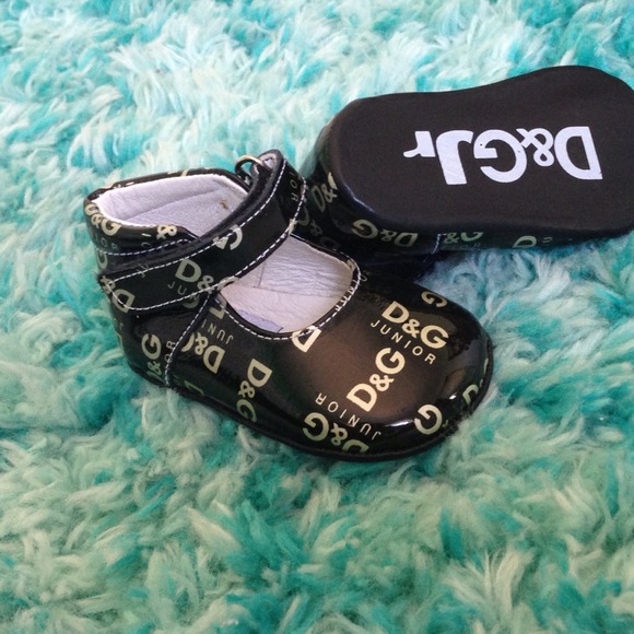 Authentic dolce &gabbana baby shoes - Picture 2 of 3