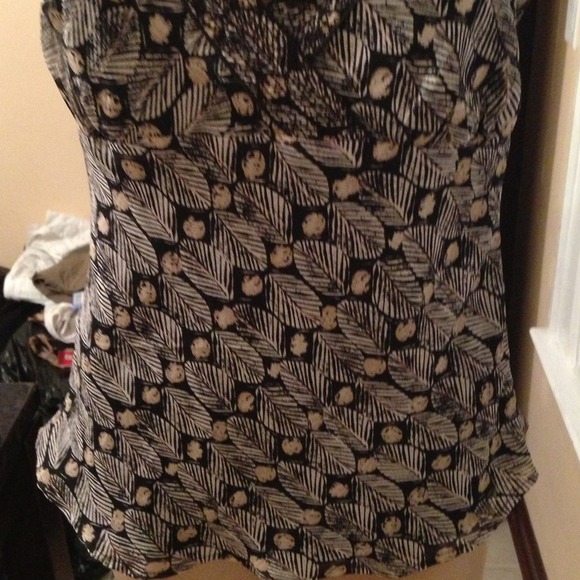 🚨Clearance🚨💋Beautiful  top - Picture 3 of 4