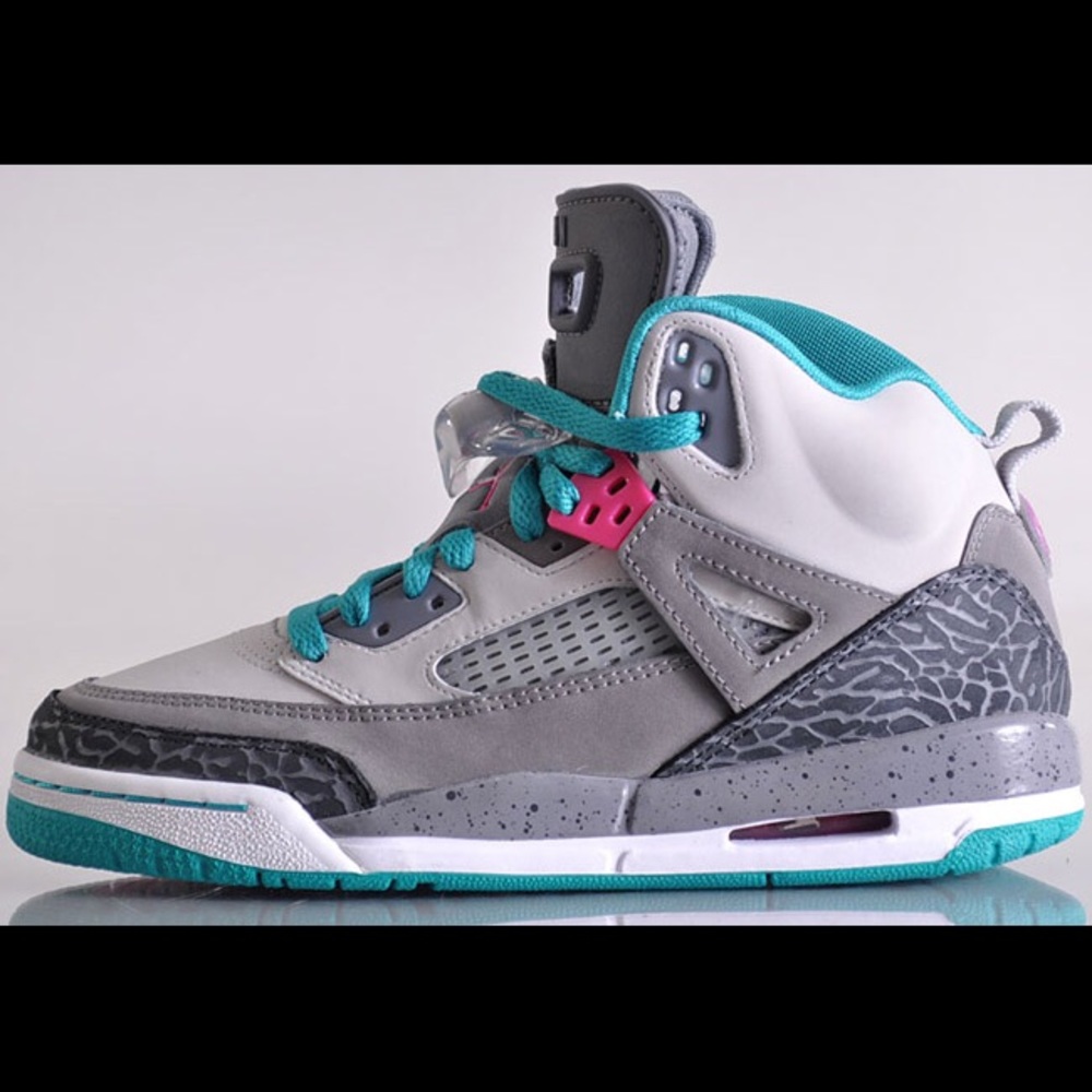 Jordan Spizike Pink & Grey