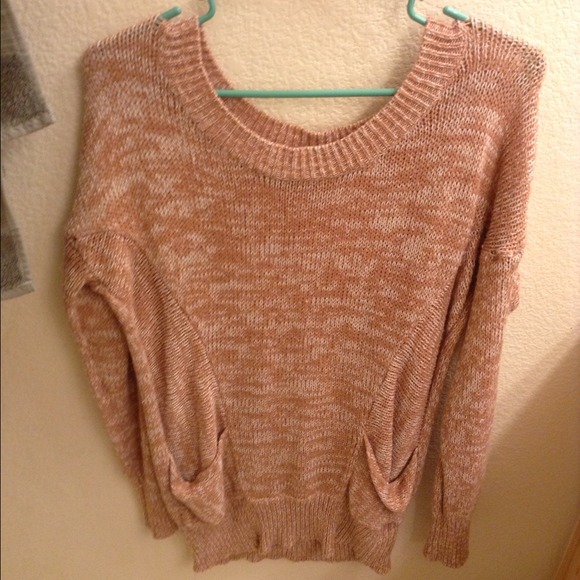 Sink sweater 🍙SOLD🍙