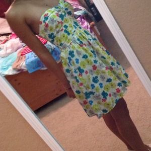 Floral strapless dress