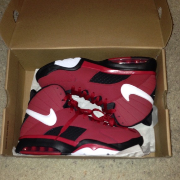 Nike Air Maestro BRAND NEW (Price Negotiable)