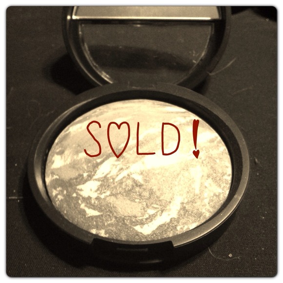 *SOLD* Laura Geller Blush-N-Brightren