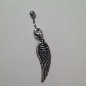 Angel wing belly ring