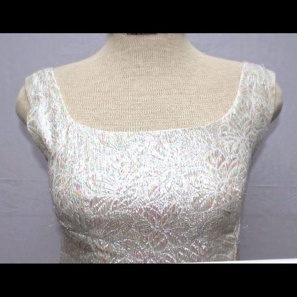 60's White Iridescent Tinsle Shift Dress -,Small