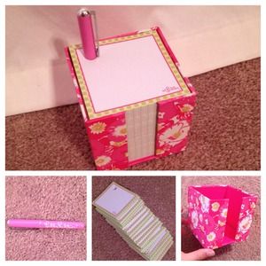 Lilly Pulitzer Note Cube