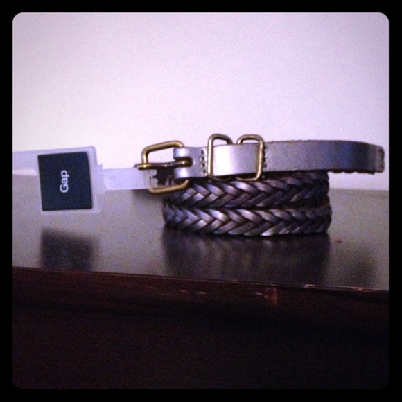 🎉HP 🎉 Silver leather belt