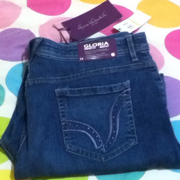 RESERVED Bootcut Jeans