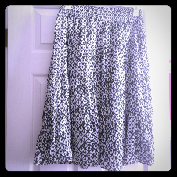 ❤ SOLD Cute Boho Skirt from Old Navy ❤