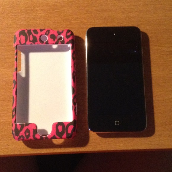 RESERVED iPod touch 4th generation