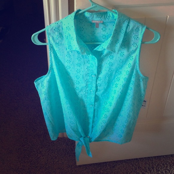 ☀Paisley Button Down Tank