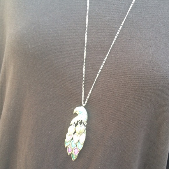 SOLD ON EBAY Gorgeous parrot pendant - Picture 2 of 2