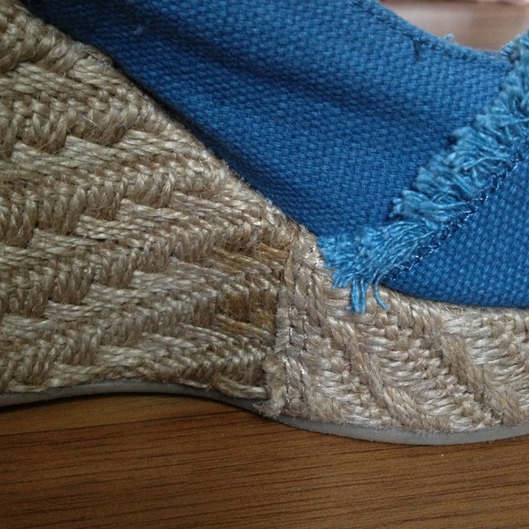 Blue burlap wedges - Picture 4 of 4