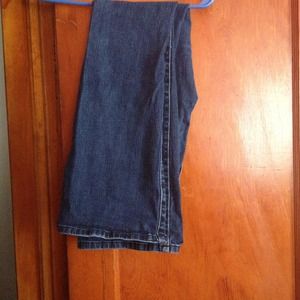 ✨REDUCED✨AE Jeans