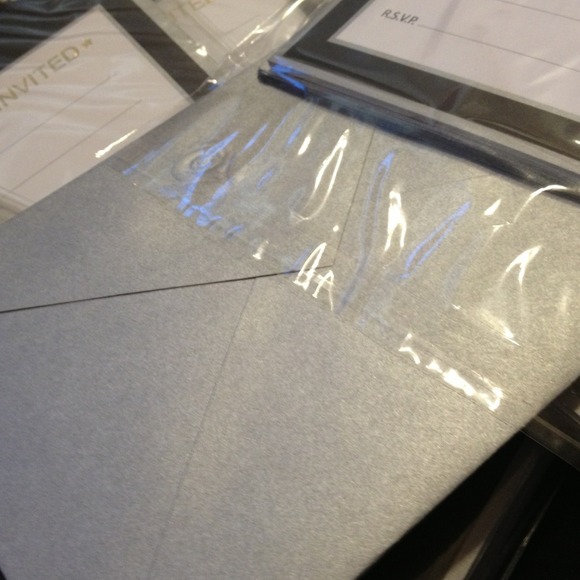 Graduation Party Invitations - Picture 4 of 4