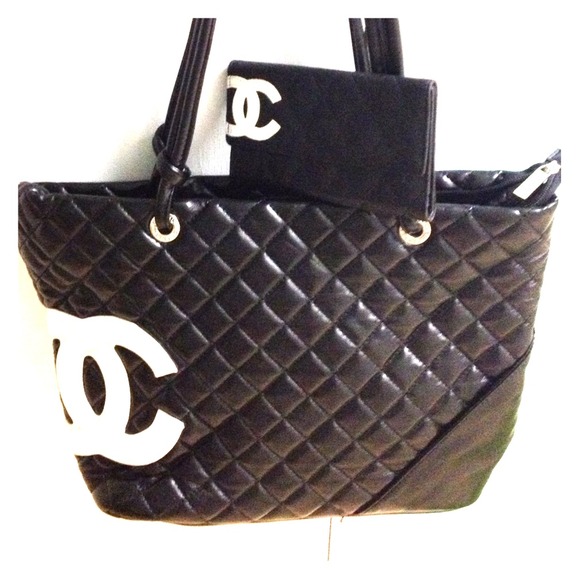 quilted handbag with wallet- black