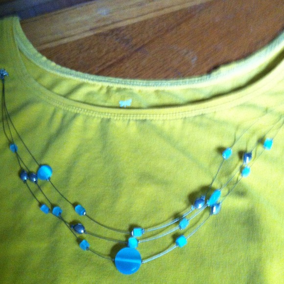 Floating necklace *reduced*