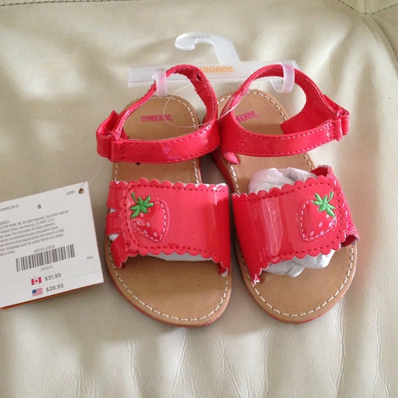 Toddler Gymboree strawberry strap sandals
