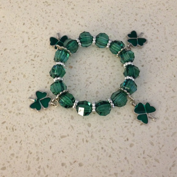 Green beaded Irish bracelet
