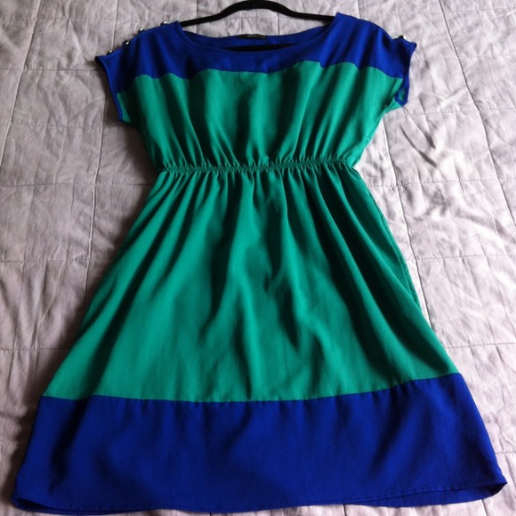 *SOLD* color block dress - Picture 1 of 2