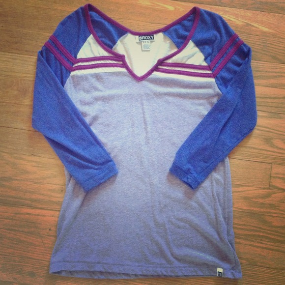 ✋on HOLD for mrsluib✋ Roxy Baseball 3/4 Sleeve Top