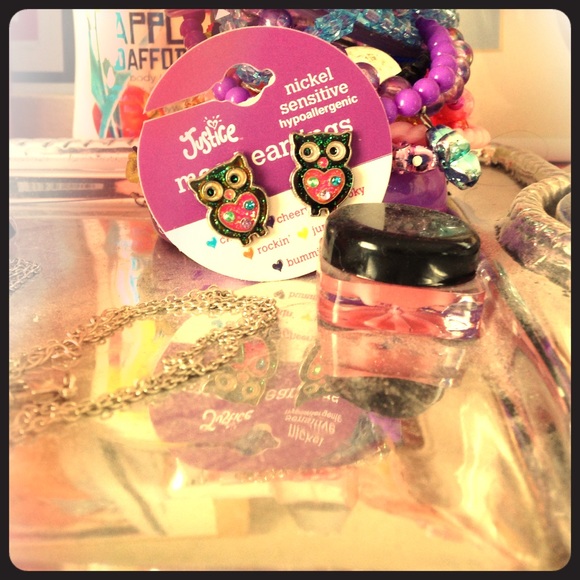 NWT!! Nickel sensitive mood owl earrings for girls