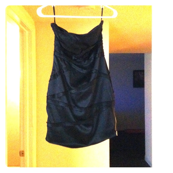 Black Strapless Bebe Dress with zipper side