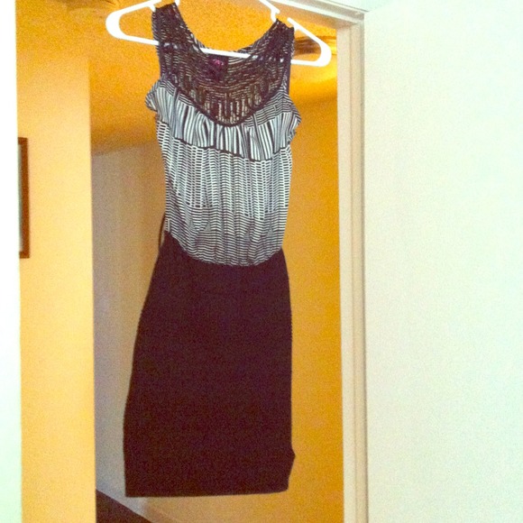 Fitted Black and White Bebe dress