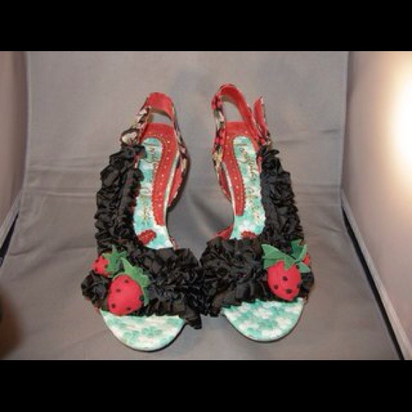 Irregular Choice Shoes - Irregular Choice, Strawberry & Black Ruffles Shoes