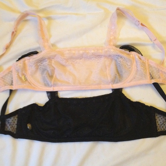 RESERVED! Lace. 32D bralettes!