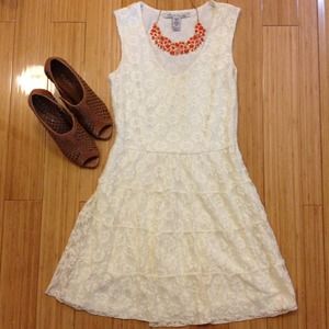 White Lace Dress XS