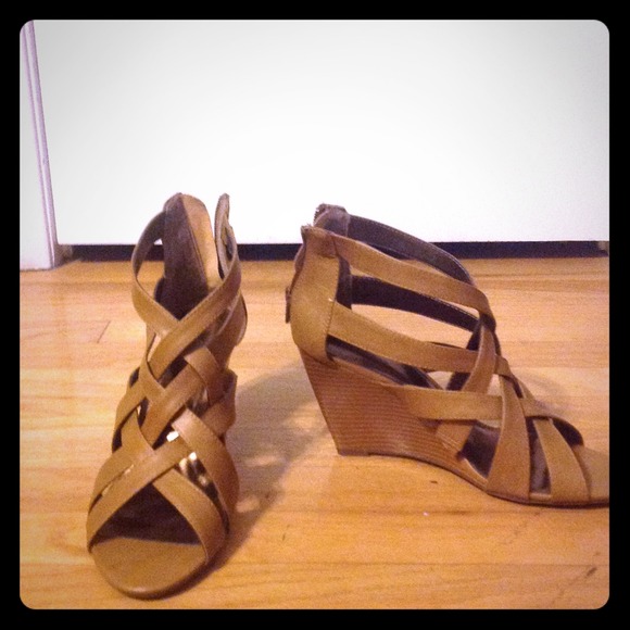 Wedge sandals