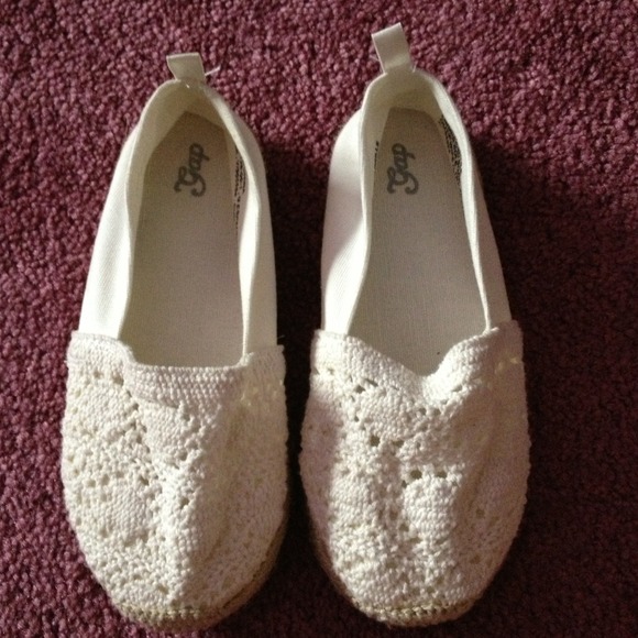 SOLD. Gap Toddler Summer Shoes
