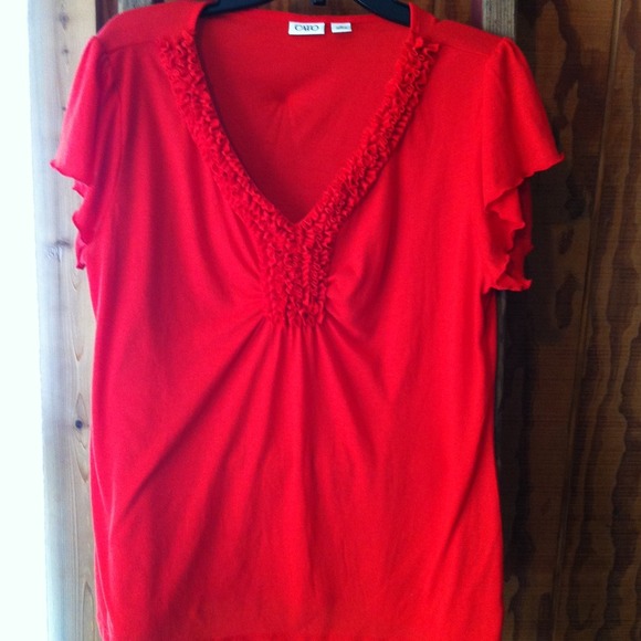 🚫🚫🚫bundled Ruffled top - Picture 2 of 2