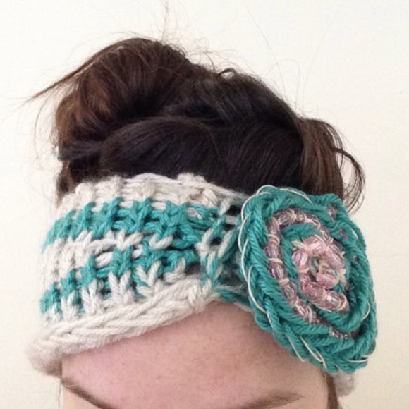 ?Handmade Knitted Headband ?