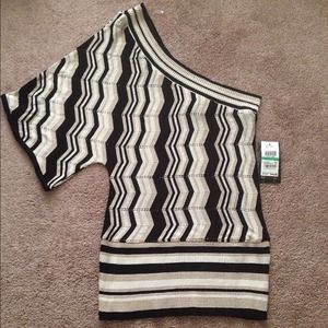 Printed Off Shoulder Top