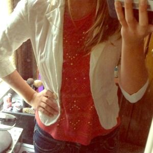 White three quarter length sleeve blazer