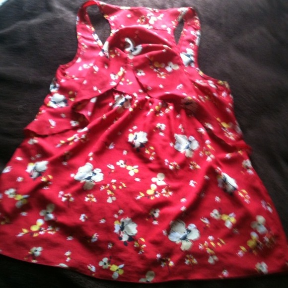 Tank - Picture 2 of 2