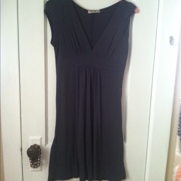 charcoal black. Tshirt dress