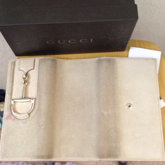 Gucci suede wallet - Picture 3 of 4