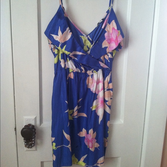 pretty summer dress!!